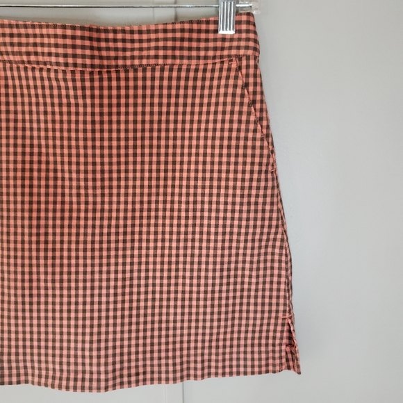 Lady Hagen Peach Gingham Golf Skort - Picture 3 of 11